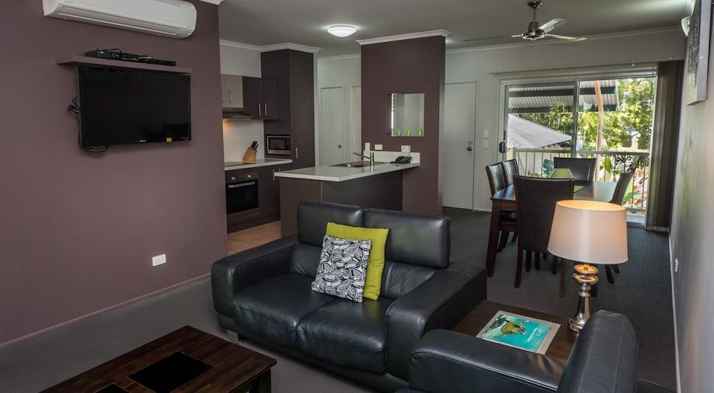 Marlin Cove Apartment